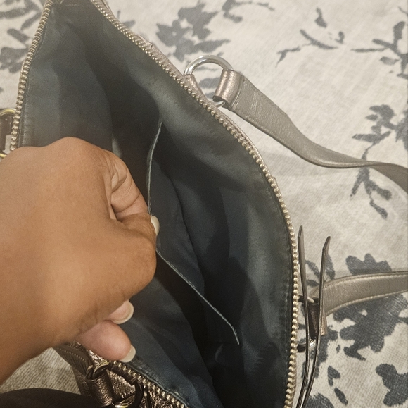 Stylish Metallic Coach Handbag - Picture 6 of 7